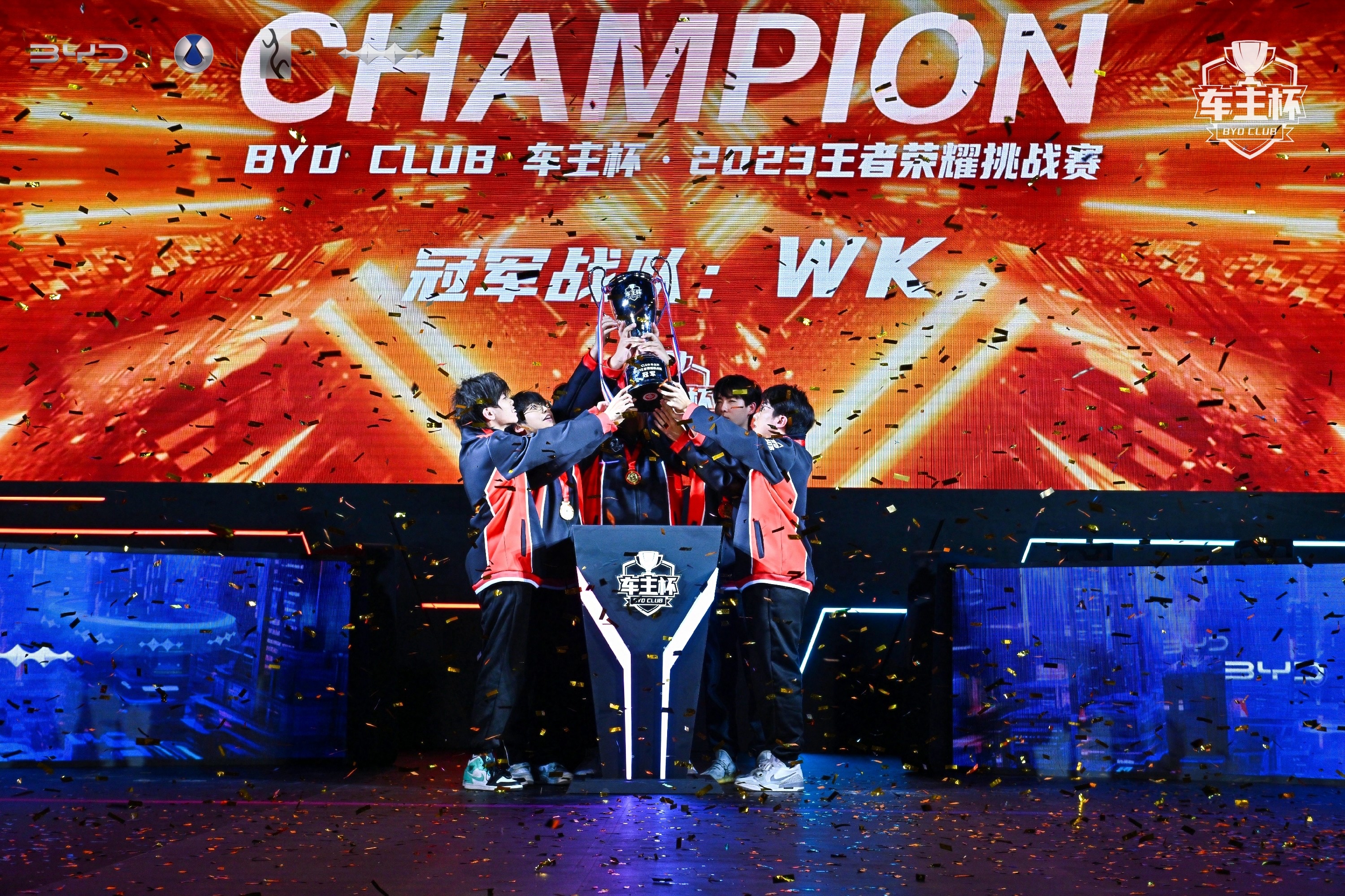 包含精彩对抗即将开启，双方态势坚定的词条