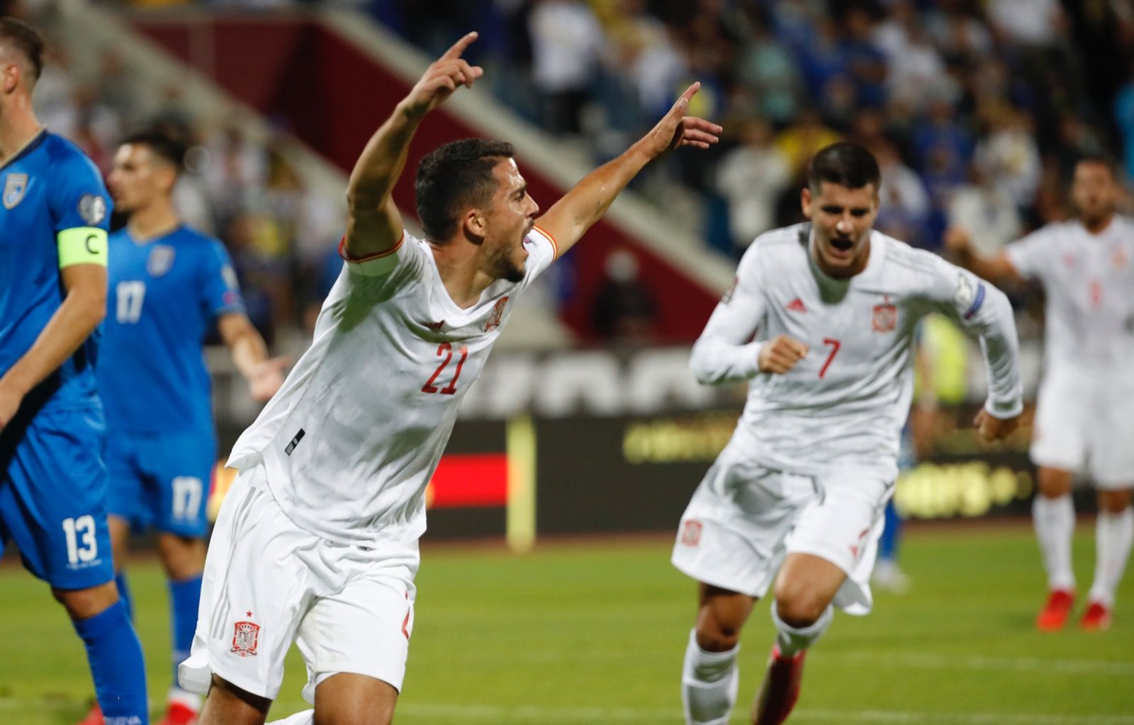 西班牙大胜希腊,实力碾压对手 西班牙大胜希腊,实力碾压对手