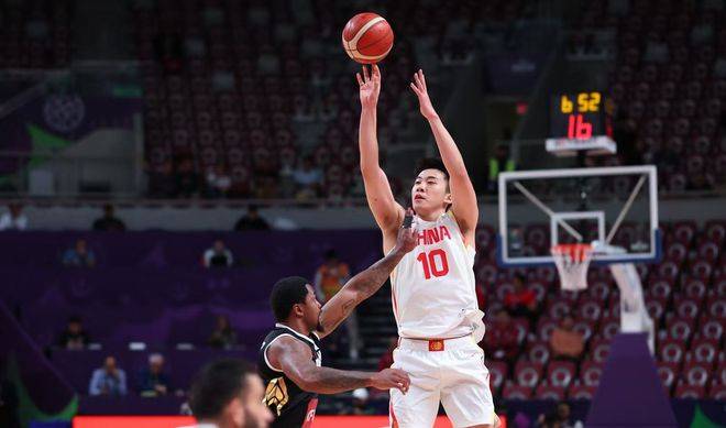 九游体育在线-新疆男篮力克吉林队，成功晋级半决赛