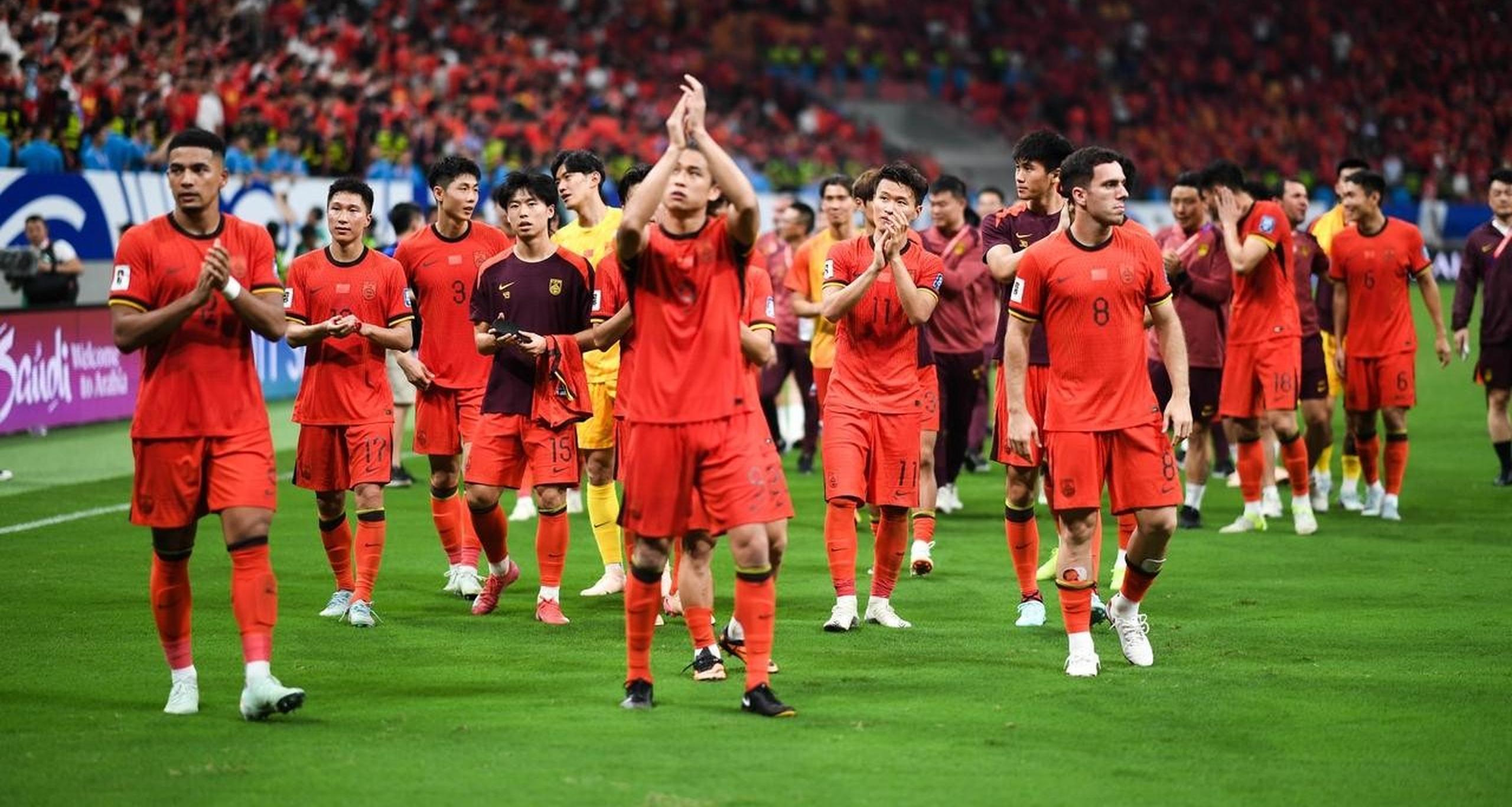 守望相助，球队整体作战效果显著