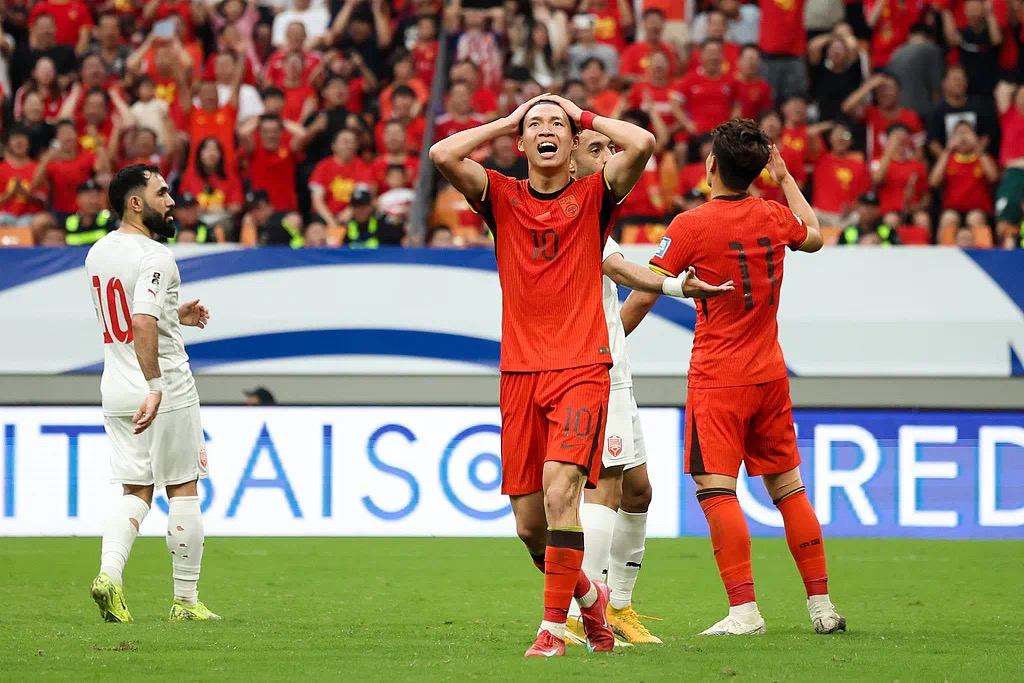 足球大战赛场上的豪杰尽显神采