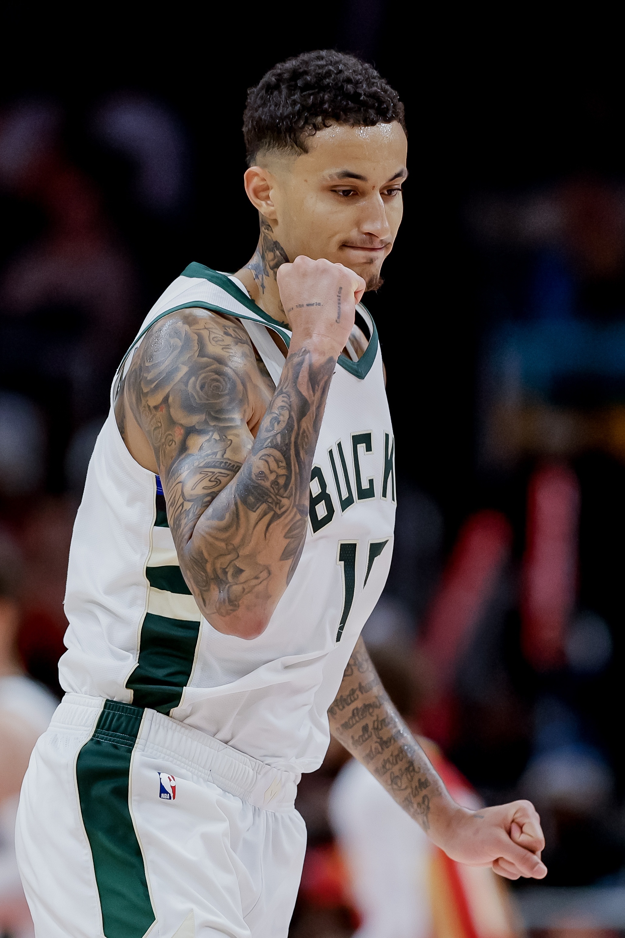 雄鹿大胜独行侠，东部霸主势不可挡