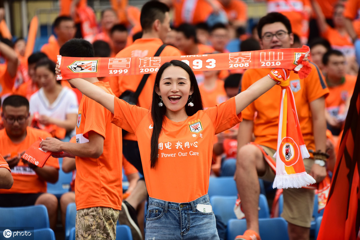 恒大主场大胜鲁能,积分榜保持第二位置的简单介绍 恒大主场大胜鲁能,积分榜保持第二位置的简单介绍