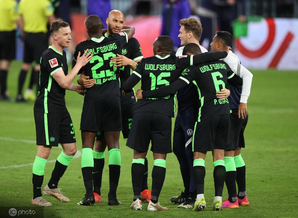 九游体育-沃尔夫斯堡客场获胜，提升至德国足球联赛第五位的简单介绍