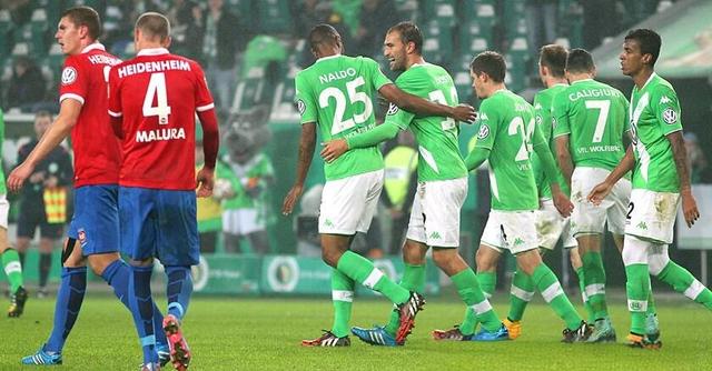 沃尔夫斯堡客场获胜,提升至德国足球联赛第五位的简单介绍 沃尔夫斯堡客场获胜,提升至德国足球联赛第五位的简单介绍