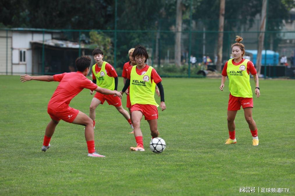 河南队全力以赴,誓夺胜利果实 河南队全力以赴,誓夺胜利果实