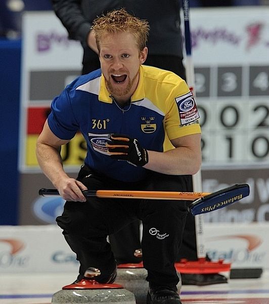 瑞典队凭借出色表现成功晋级欧洲杯半决赛